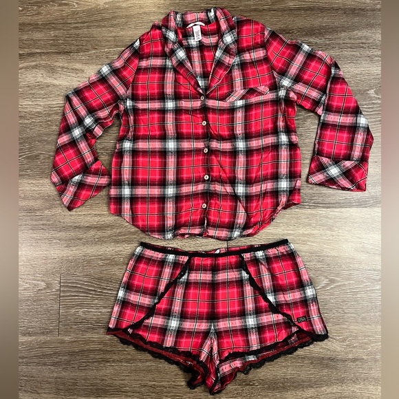 Victoria's Secret | Bright Cherry Plaid Flannel Pajama Shorts Set Size Large - Picture 4 of 4